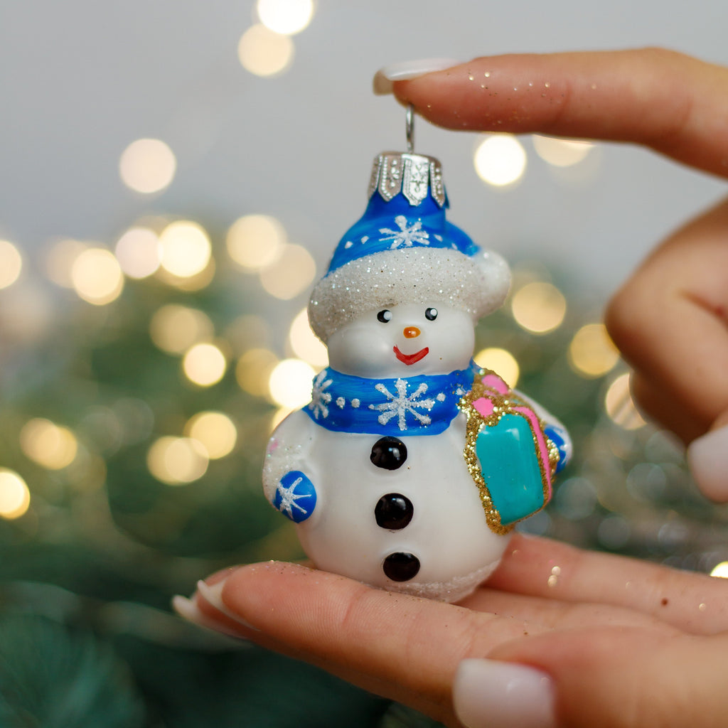 Smiling Snowman Christmas glass ornament, Handmade Christmas figurines, Collectible Christmas decor, home decoration, Christmas gift 2025 