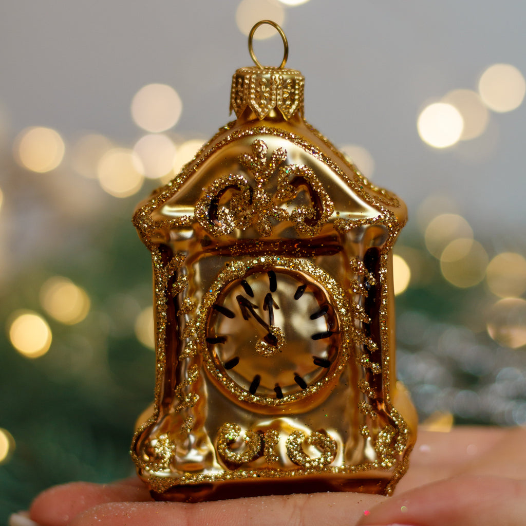 Vintage-Style Clock Christmas glass ornament, Handmade Christmas figurines, Collectible Christmas decor, home decoration, Christmas gift 2025