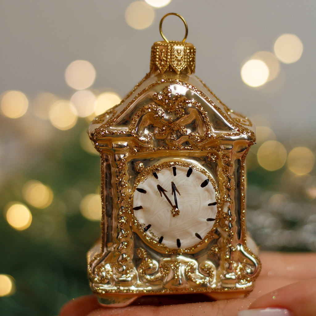 Vintage-Style Clock Christmas glass ornament, Handmade Christmas figurines, Collectible Christmas decor, home decoration, Christmas gift 2025 