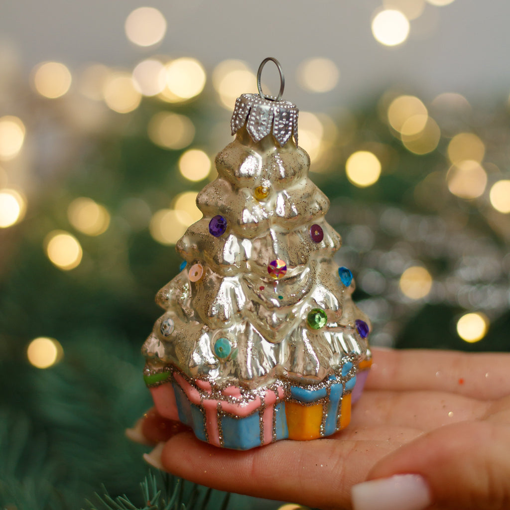 Sweet tree Christmas glass ornament, Handmade Christmas figurines, Collectible Christmas decor, home decoration, Christmas gift 2025