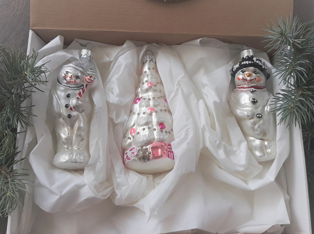 Set of 3 Christmas snowman glass handmade ornaments, Handcrafted Christmas decorations ChristmasboxStore