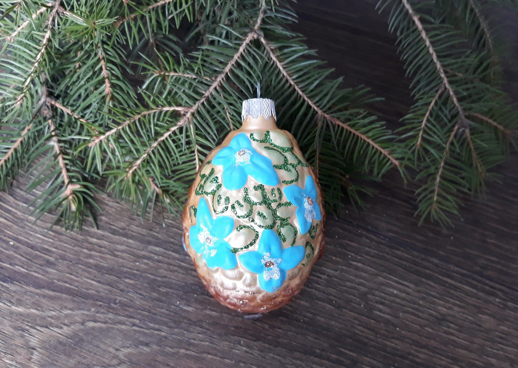 A bascet with flowers Handmade Christmas glass ornaments, Blown Glass Christmas, Christmas Gift ChristmasboxStore